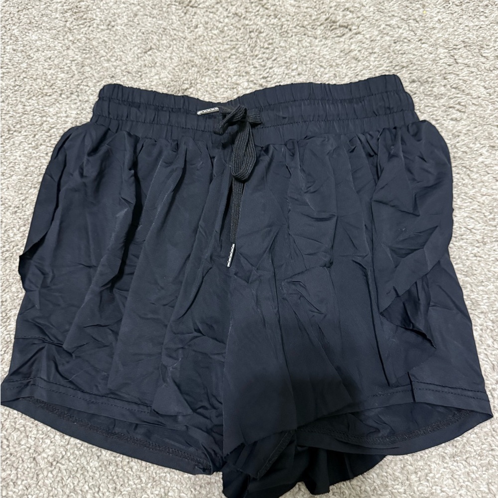 Amazon Women's black Athletic butterfly Shorts size XS